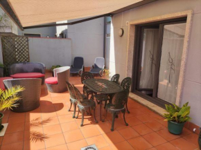 Piso con terraza, garaje cerca de la Playa Rodeira